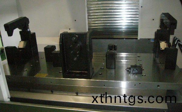 后橋加工裌(jia)具