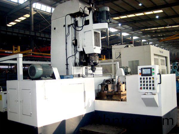 減殼三麵(mian)鏜(tang)車(che)機(ji)牀